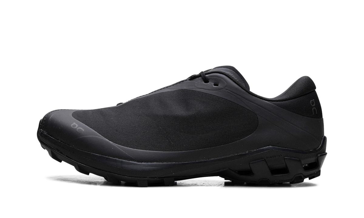 Cloudventure Peak WMNS "Post Archive Faction - Black Magnet" 3WE30660485