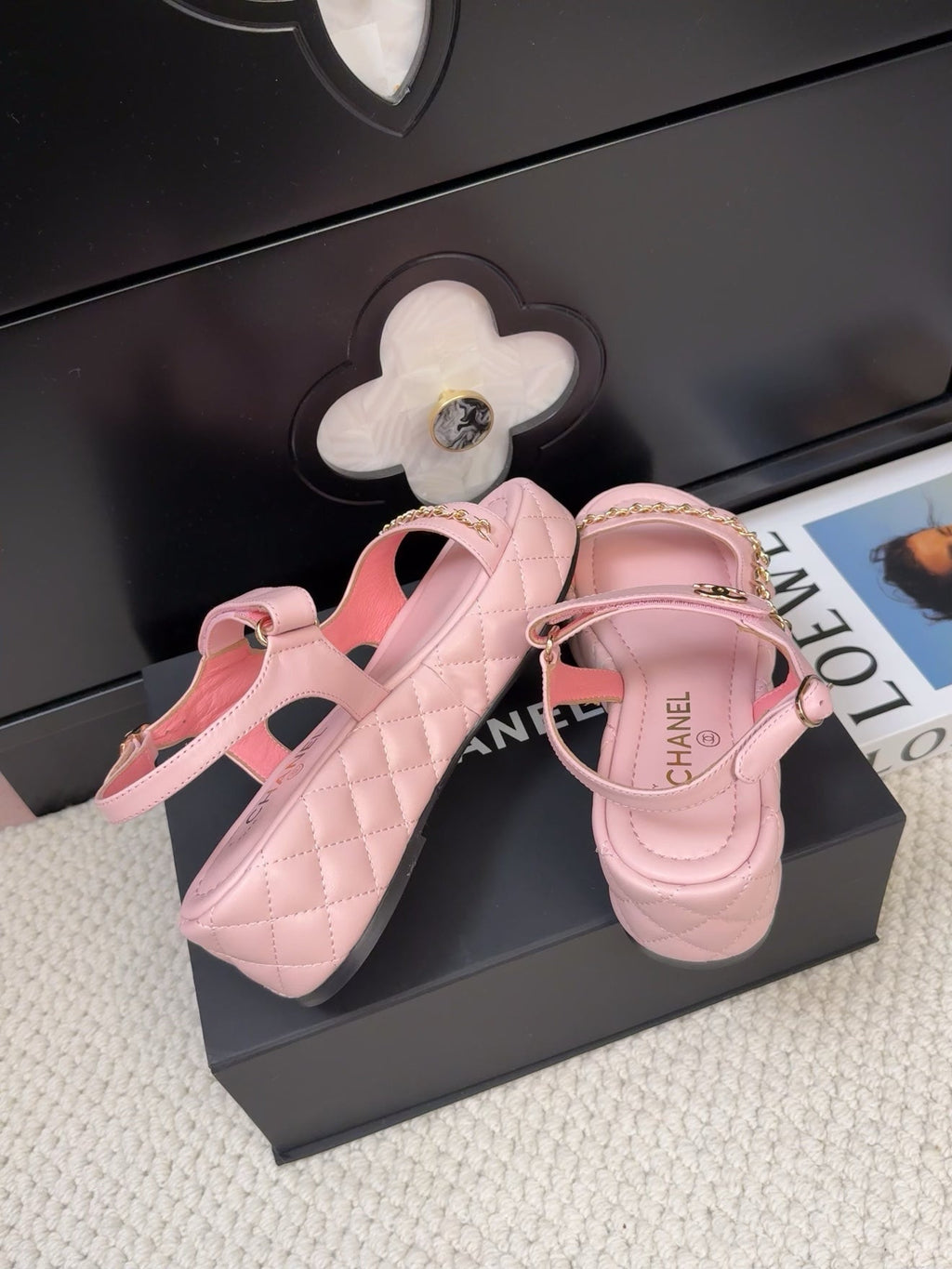 CHANEL THICK-SOLED SANDALS 55 MM IN LIGHT PINK CALFSKIN